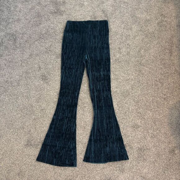 Urban Outfitters Rosie Velvet Plisse Flare Pant, Teal size M - Picture 4 of 8